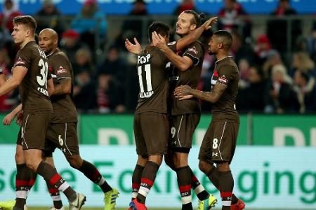 St. Pauli siegt in Paderborn dank Meier