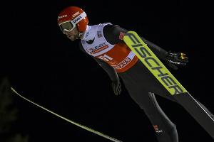 Eisenbichler liegt auf Platz sechs - Kobayashi führt