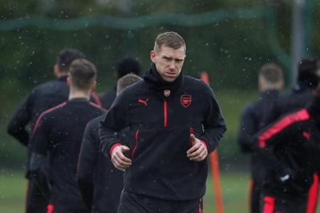 Mertesacker: 