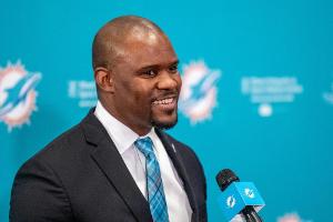 Nach Super-Bowl-Sieg: Patriots verlieren Flores an Miami Dolphins