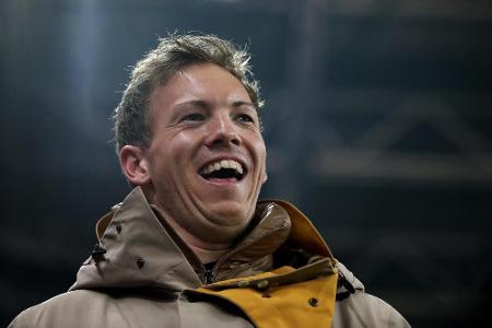 Restaurant-Tipp statt Flüsterpost: Nagelsmann offenbart Zettel-Trick Restaurant-Tipp statt Flüsterpost: Nagelsmann offenbart Zettel-Trick