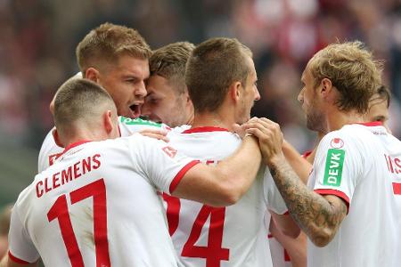Sieg in Aue: Köln verdrängt HSV von der Spitze
