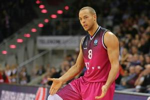Rebounds statt Rosen: Mangold will zurück in den Basketball