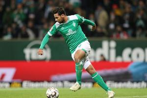 Rekordmann Pizarro sichert Werder Punkt in Berlin