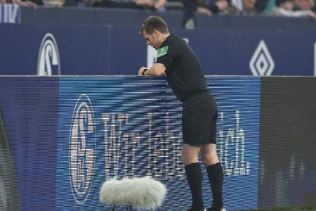 Handspiel-Diskussion: Schiedsrichter-Boss Fröhlich stärkt Referees den Rücken