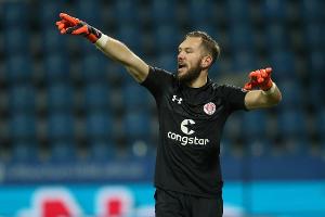 St. Pauli verlängert mit Torwart Himmelmann bis 2021