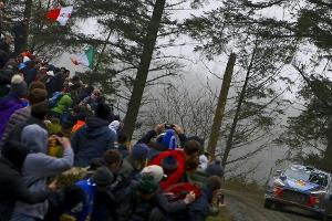 Fünf Verletzte bei Rallye in Schweden