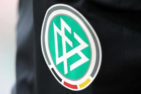 Stichwort: Fußball-Umbruch Stichwort: Fußball-Umbruch