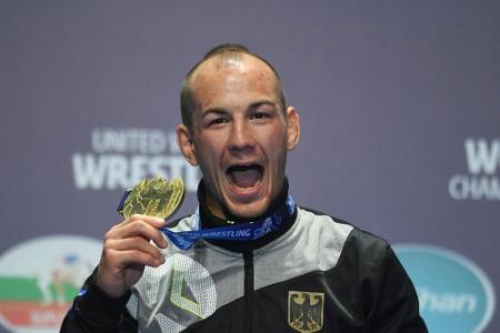 Ringer-Weltmeister Stäbler hört nach Olympia auf Ringer-Weltmeister Stäbler hört nach Olympia auf