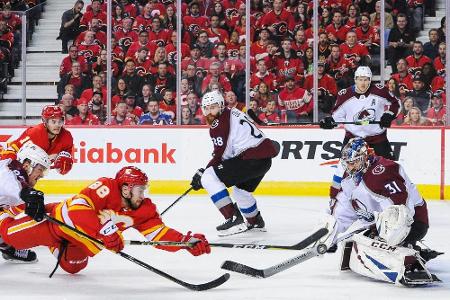 NHL-Play-offs: Grubauer geht mit Colorado in Führung NHL-Play-offs: Grubauer geht mit Colorado in Führung