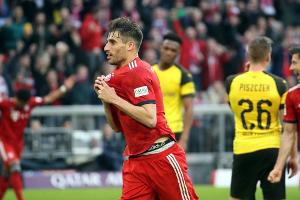 Trikots aus Bundesliga-Topspiel bringen 23.522 Euro für Deutsche Sporthilfe ein