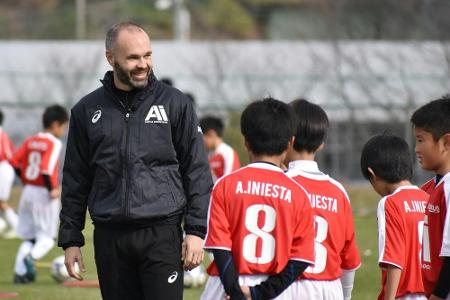 Iniesta wird Podolski-Nachfolger als Kapitän bei Vissel Kobe Iniesta wird Podolski-Nachfolger als Kapitän bei Vissel Kobe