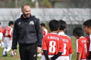 Iniesta wird Podolski-Nachfolger als Kapitän bei Vissel Kobe