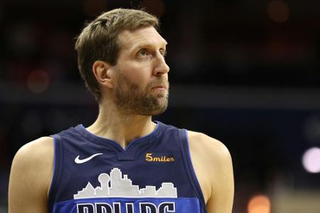 Nowitzki will erst im Urlaub über Zukunft entscheiden