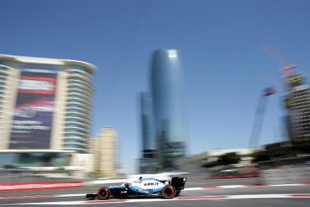 Qualifying in Baku: Kubica sorgt mit Crash für Verzögerung