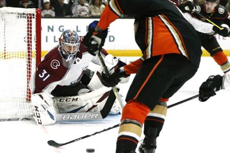 Grubauer zum Auftakt mit herber Pleite in den NHL-Play-offs Grubauer zum Auftakt mit herber Pleite in den NHL-Play-offs