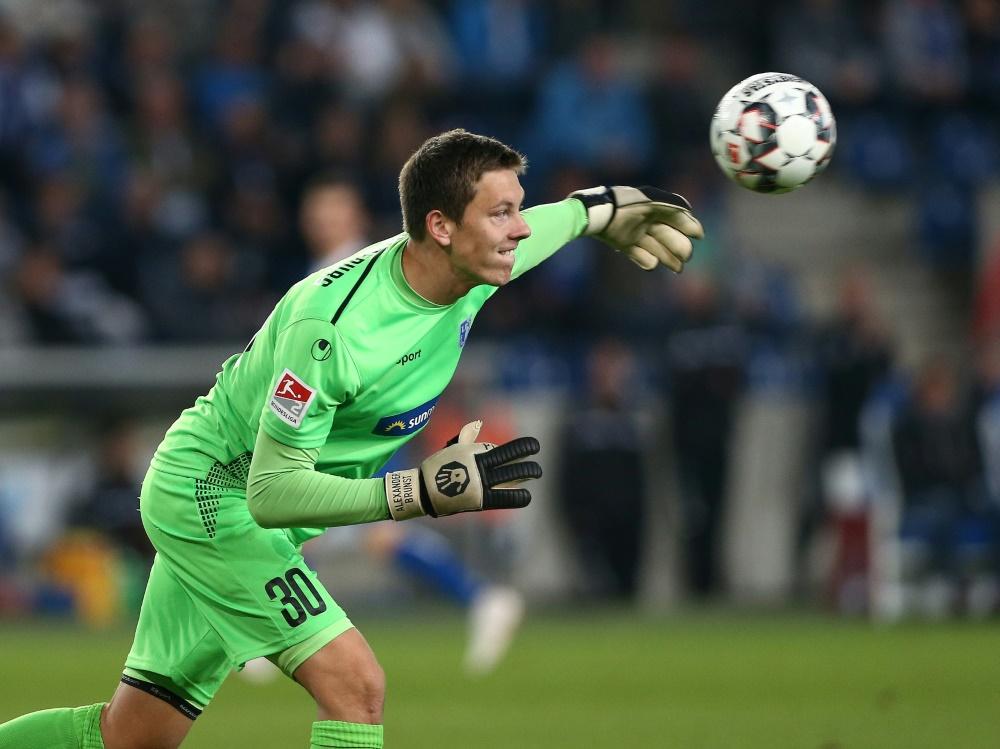Torwart Brunst bleibt in Magdeburg - freenet.de