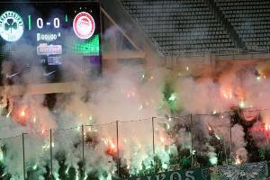 Nach Spielabbruch in Athen: Drei Punkte  für Olympiakos am grünen Tisch