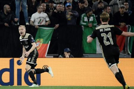 Ajax-Held van de Beek: Ausgleichstreffer Ajax-Held van de Beek: Ausgleichstreffer