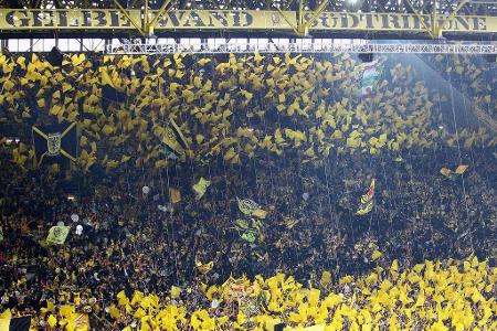 Dortmunds 'Gelbe Wand' ist Europas größte Stehtribüne. Auf ihr finden fast 25.000 Fans Platz und sorgen bei den Heimspielen ...