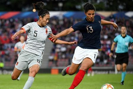 Deutscher WM-Auftaktgegner: Chinas Fußballerinnen unterliegen Frankreich Deutscher WM-Auftaktgegner: Chinas Fußballerinnen unterliegen Frankreich