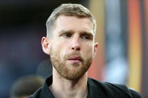 Mertesacker schließt Rückkehr nach Deutschland nicht aus