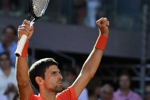 Sieg über Nadal: Zverev-Bezwinger Tsitsipas im Finale von Madrid