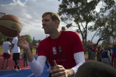 Nowitzki genießt den Basketball-Ruhestand und wird WM-Botschafter