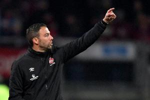 Nürnberg schlägt sich selbst - darf aber weiter hoffen