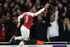 Drei Tore gegen Valencia: Arsenal und Özil gewinnen Halbfinal-Hinspiel