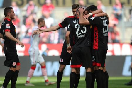 2. Liga: Meister Köln verliert gegen Regensburg