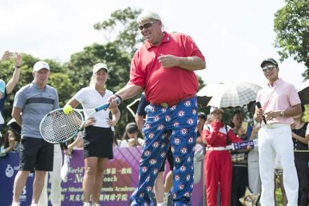 Exzentriker Daly auf Golfcart angewiesen: Exzentriker Daly auf Golfcart angewiesen: