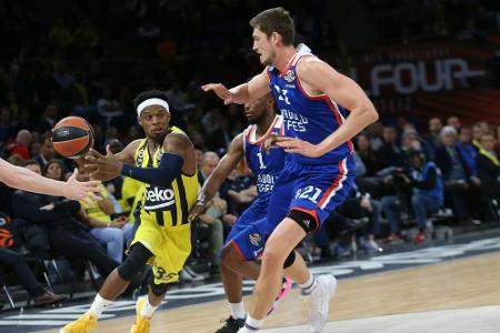 Basketball: Pleiß mit Anadolu im EuroLeague-Finale Basketball: Pleiß mit Anadolu im EuroLeague-Finale