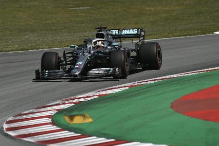 Vor Kanada-Rennen: Hydraulik-Leck an Hamiltons Mercedes entdeckt Vor Kanada-Rennen: Hydraulik-Leck an Hamiltons Mercedes entdeckt