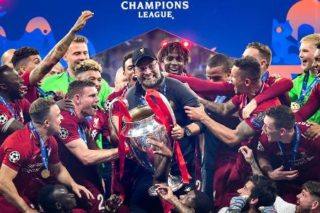 Nach dem Champions-League-Triumph und der nachfolgenden Feier in Madrid geht es für die Mannen von Jürgen Klopp am Sonntag z...