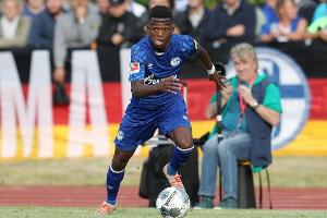 Schalke: Matondo und Carls vorzeitig aus Trainingslager abgereist