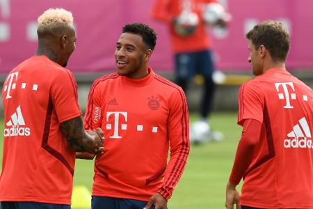 FC Bayern auswärts ganz in Weiß FC Bayern auswärts ganz in Weiß