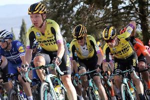 Martin gewinnt mit Jumbo-Visma Teamzeitfahren - Teunissen behält Gelb