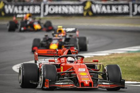 Sportwetten: Vettel Außenseiter - Mercedes Favorit im Jubiläumsrennen Sportwetten: Vettel Außenseiter - Mercedes Favorit im Jubiläumsrennen