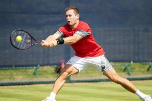 Grand-Slam-Debütant Köpfer überraschend in Runde zwei von Wimbledon