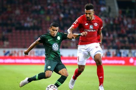Vertrag bis 2022: Stürmer Onisiwo verlängert in Mainz Vertrag bis 2022: Stürmer Onisiwo verlängert in Mainz