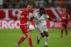 "1:3 gewonnen" - Cottbus feiert denkwürdigen Pokal-Abend