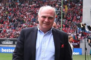 Hoeneß widerspricht Stoiber: Keine "Zwistigkeiten" mit Rummenigge