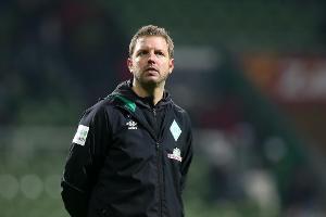 Kohfeldt sieht Gelbe und Rote Karten gegen Trainer kritisch