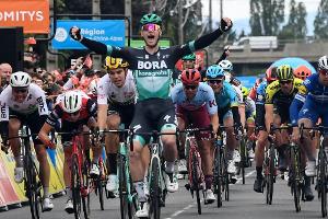 BinckBank Tour: Bennett gewinnt Auftakt für Bora-hansgrohe