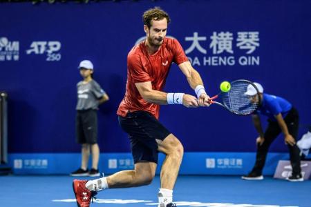 Comebacker Murray bezwingt US-Open-Halbfinalist Comebacker Murray bezwingt US-Open-Halbfinalist