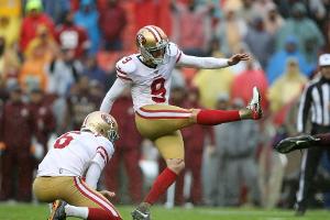 NFL: San Francisco 49ers gewinnen auch sechstes Spiel - Rodgers mit sechs Touchdowns