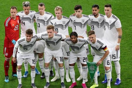 Am Mittwochabend stand für die deutsche Fußball-Nationalmannschaft ein echter Härtetest an. Gegen Argentinien gab das ersatz...