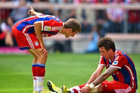 Kurz vor dem DFB-Pokalfinale gegen Borussia Dortmund ließ Bayerns Trainer Pep Guardiola eine Bombe platzen: Er sortierte Mar... Kurz vor dem DFB-Pokalfinale gegen Borussia Dortmund ließ Bayerns Trainer Pep Guardiola eine Bombe platzen: Er sortierte Mar...