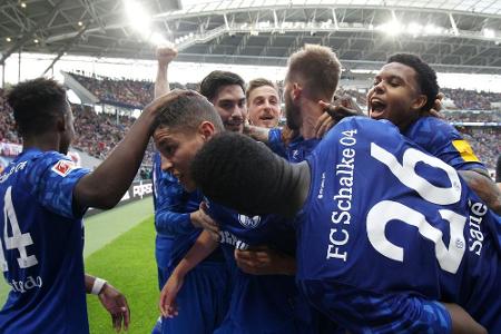 Schalke schockt Leipzig: Erste Pleite für RB-Trainer Nagelsmann Schalke schockt Leipzig: Erste Pleite für RB-Trainer Nagelsmann